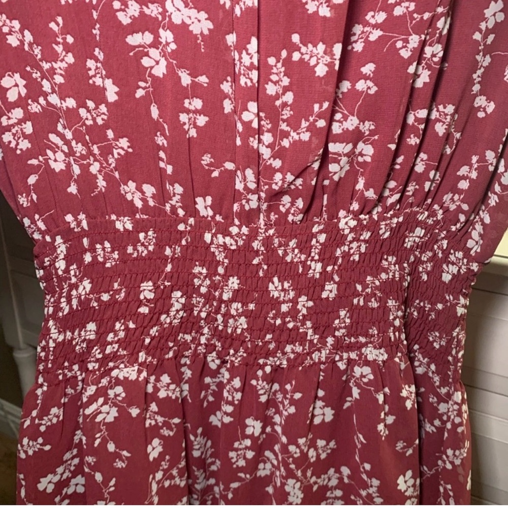Patterned Burgundy/Cream Layered Dress w/ Flowy Skirt and Short Sleeve (Medium) - Picture 12 of 14